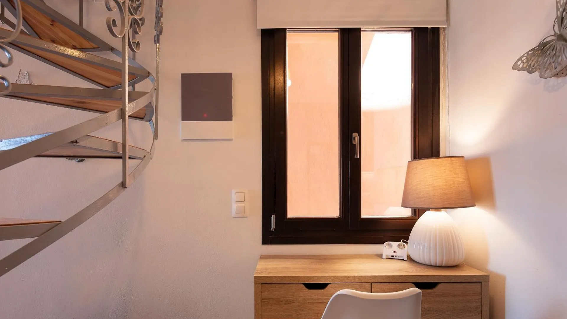 Fortezza Sea Breeze, Anne, 2 Bedrooms & Sea View Rethymno  Apartment