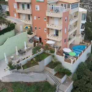 Eliza Apartment