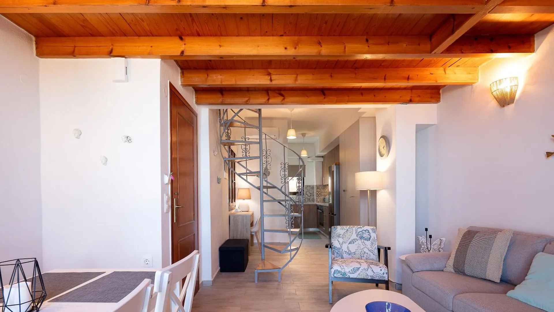 Apartment Fortezza Sea Breeze, Anne, 2 Bedrooms & Sea View Rethymno